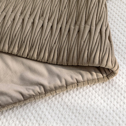 Modern Minimalist Model Room Bed Runner Bed Pillow